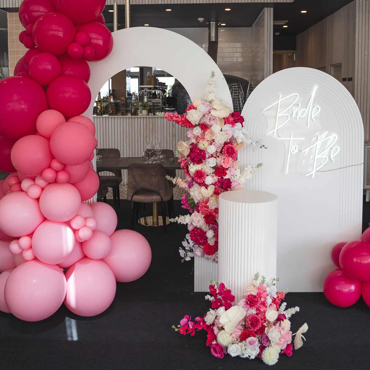 BALLOON GARLANDS