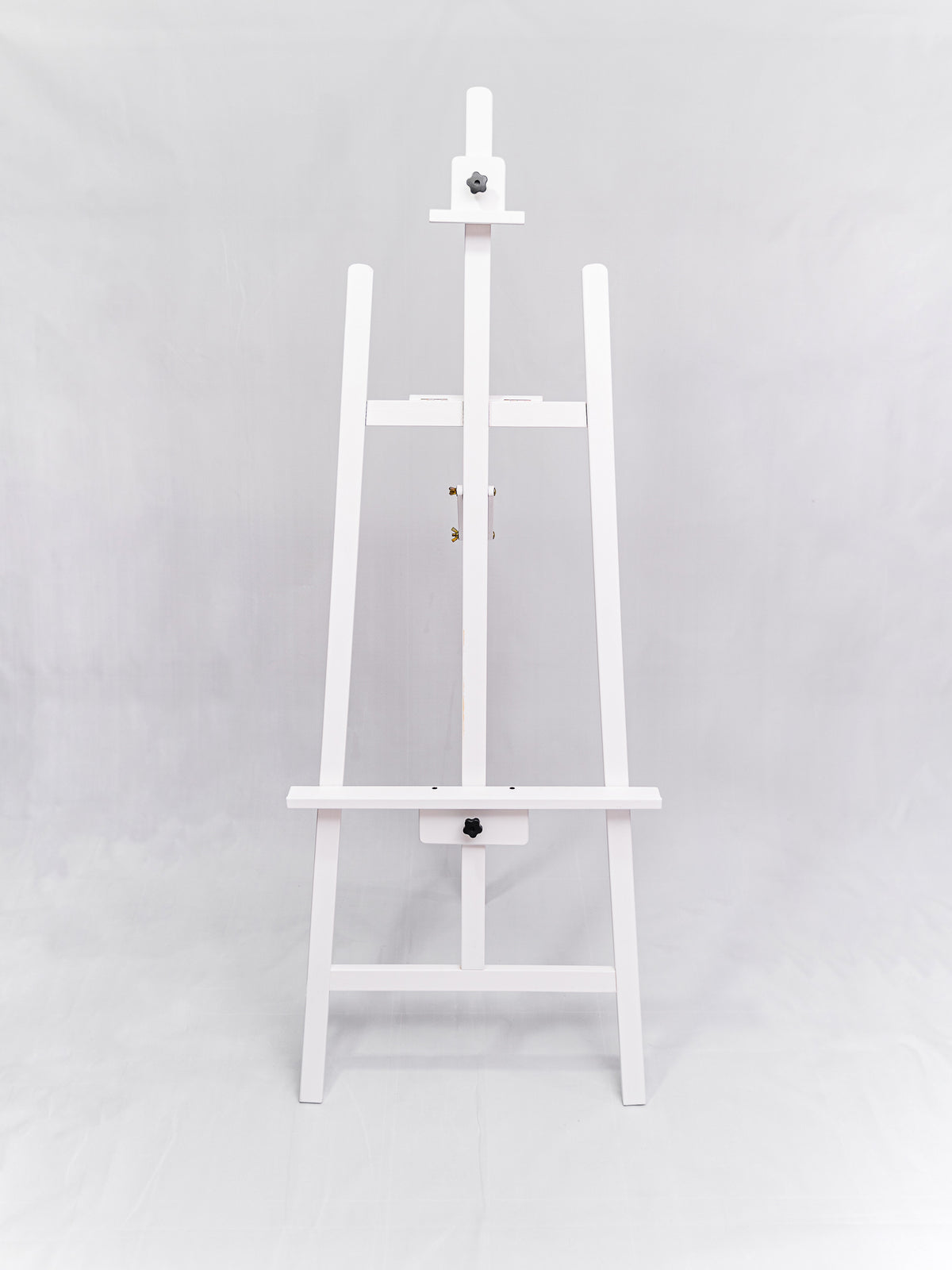 WOODEN EASELS