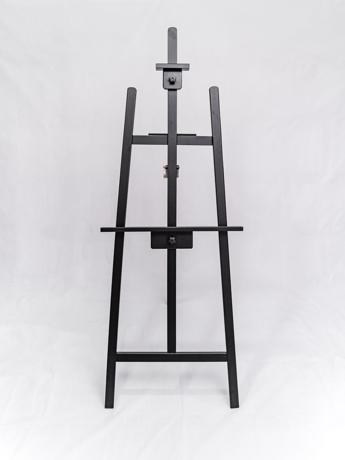 WOODEN EASELS